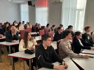 НИУ Президентской академии проводит бесплатное обучение в рамках нацпроекта «Кадры»